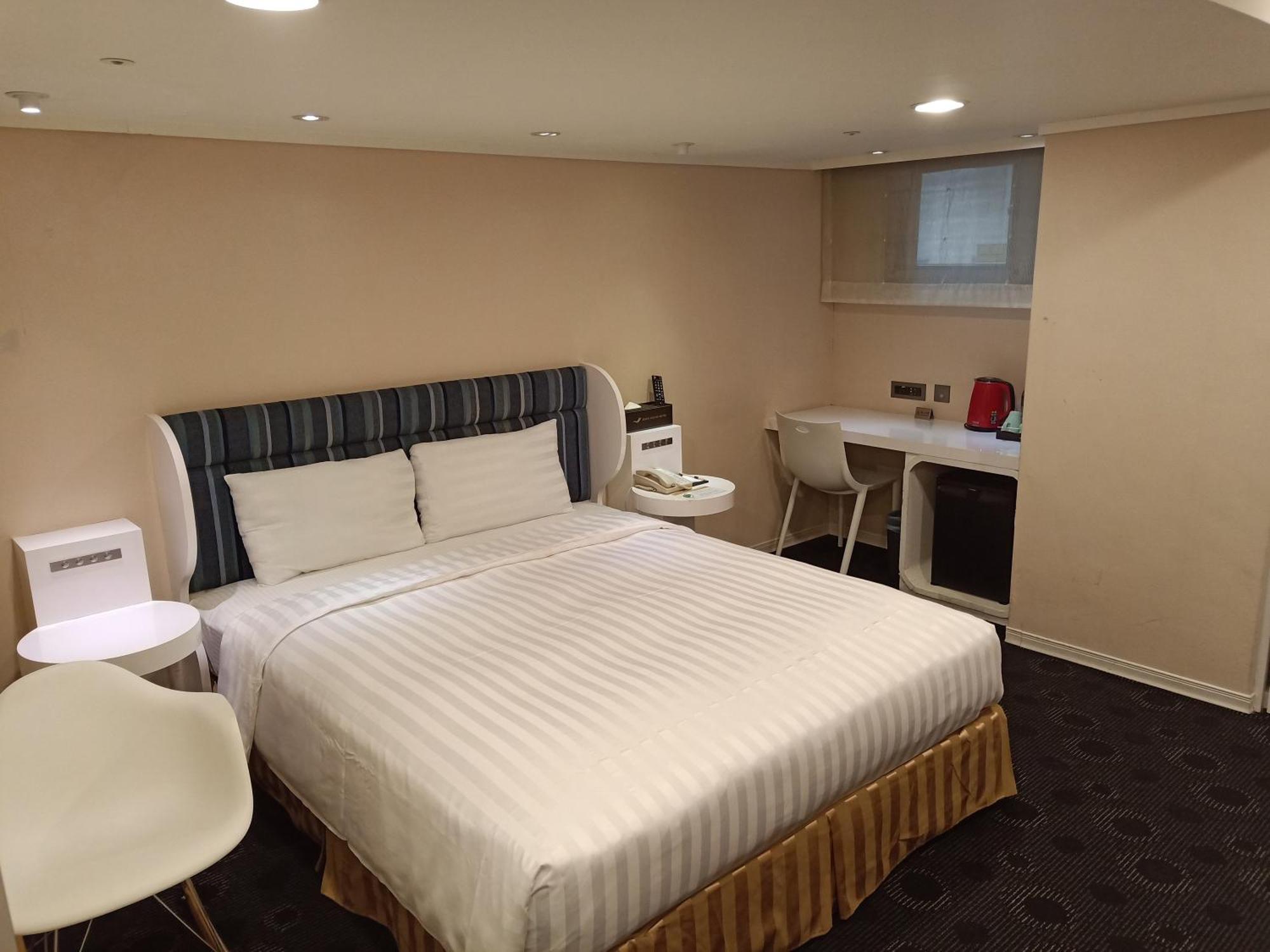 Ximen Airline Hotel Taipei Eksteriør bilde